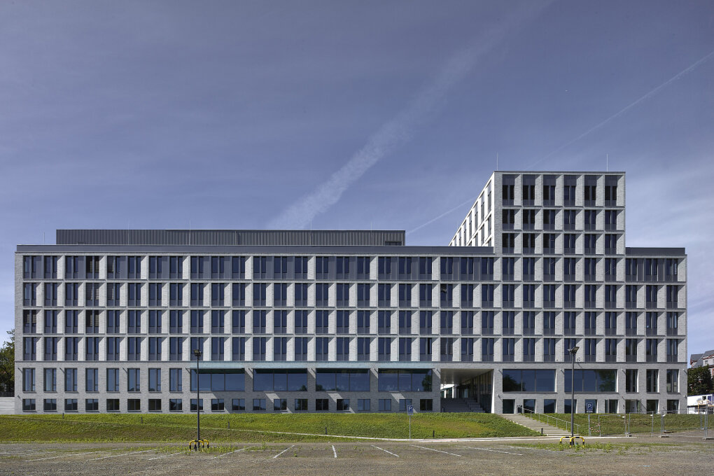 Lecture Petr Pelčák: Places